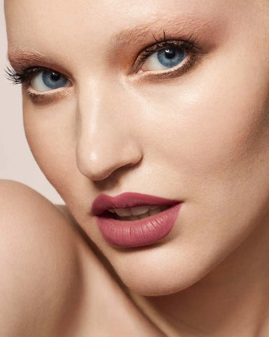 Stunna Lip Paint Longwear Fluid Lip Color — RiRi