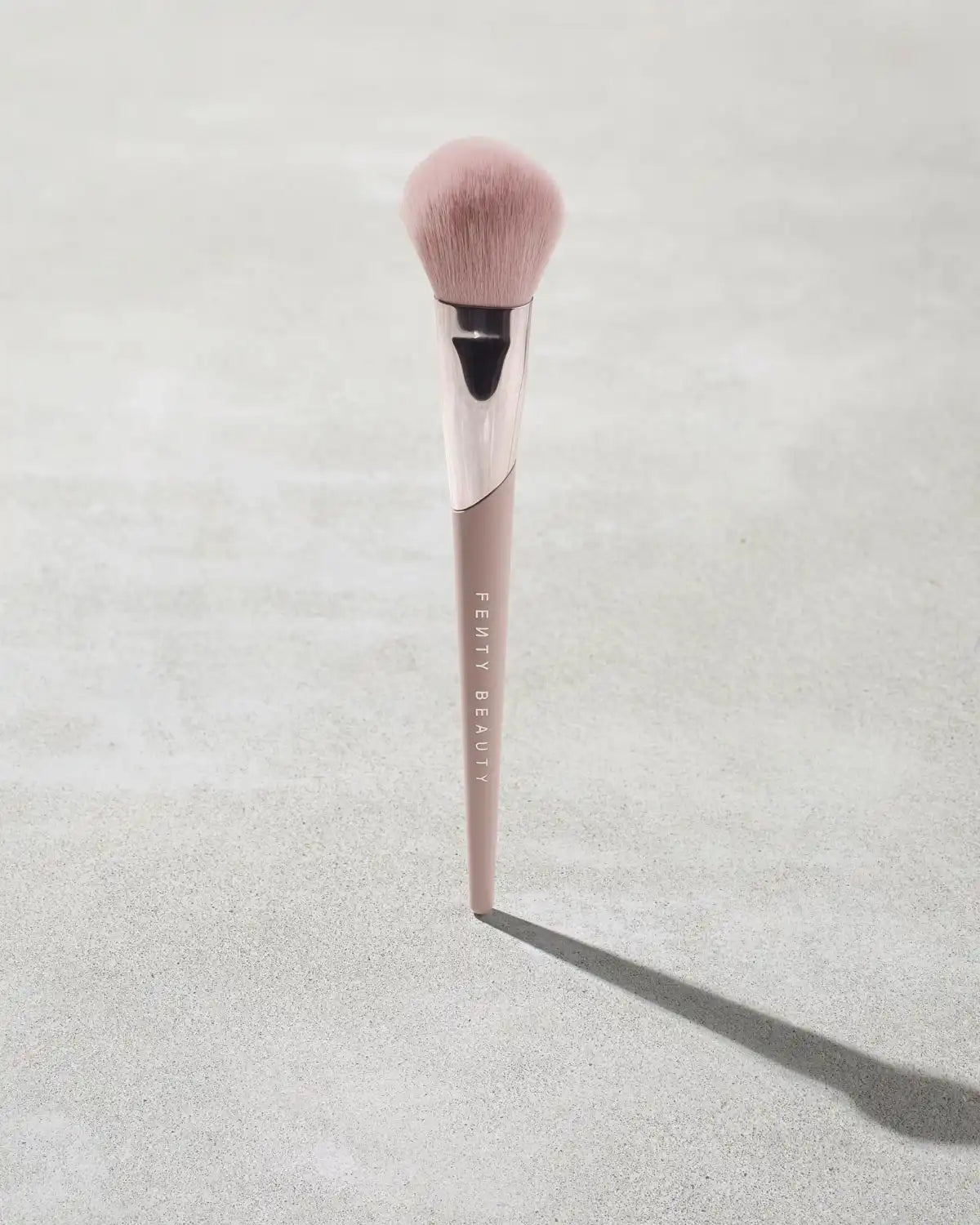 Sculpting Bronzer Brush 195