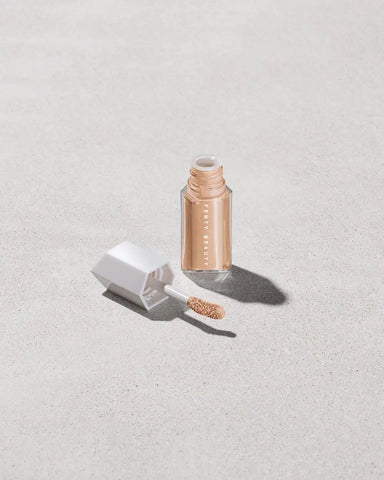 We're Even Hydrating Longwear Concealer — 260N